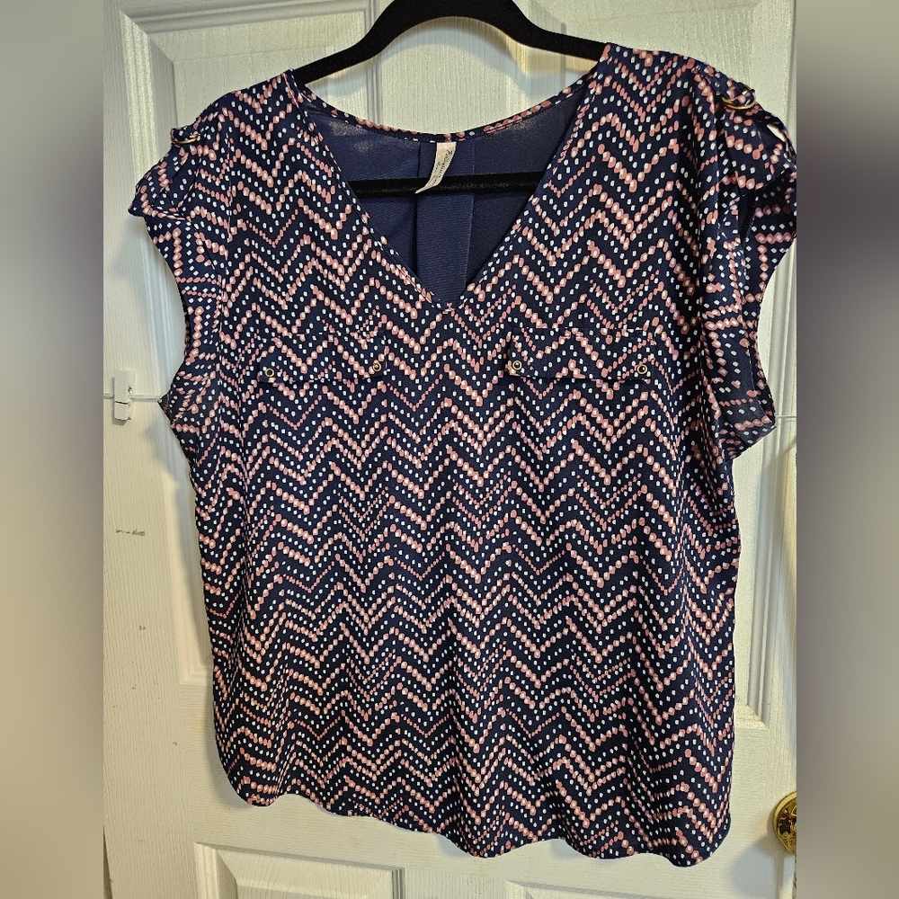 PerSeption Concept Navy and Pink Chevron Blouse